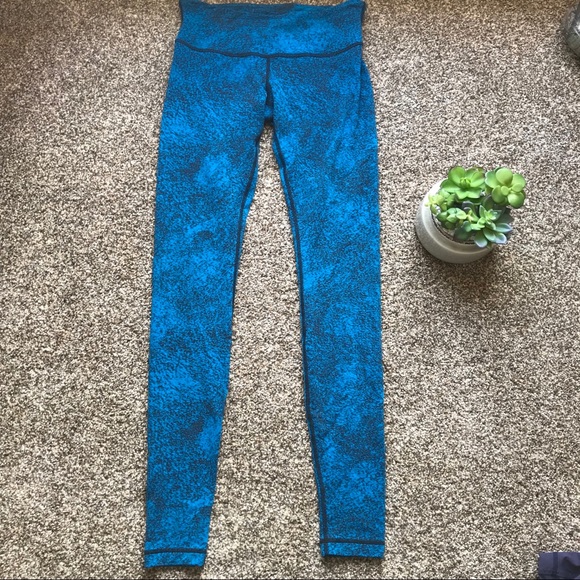 lululemon athletica Pants - RARE Lululemon Wunder Under